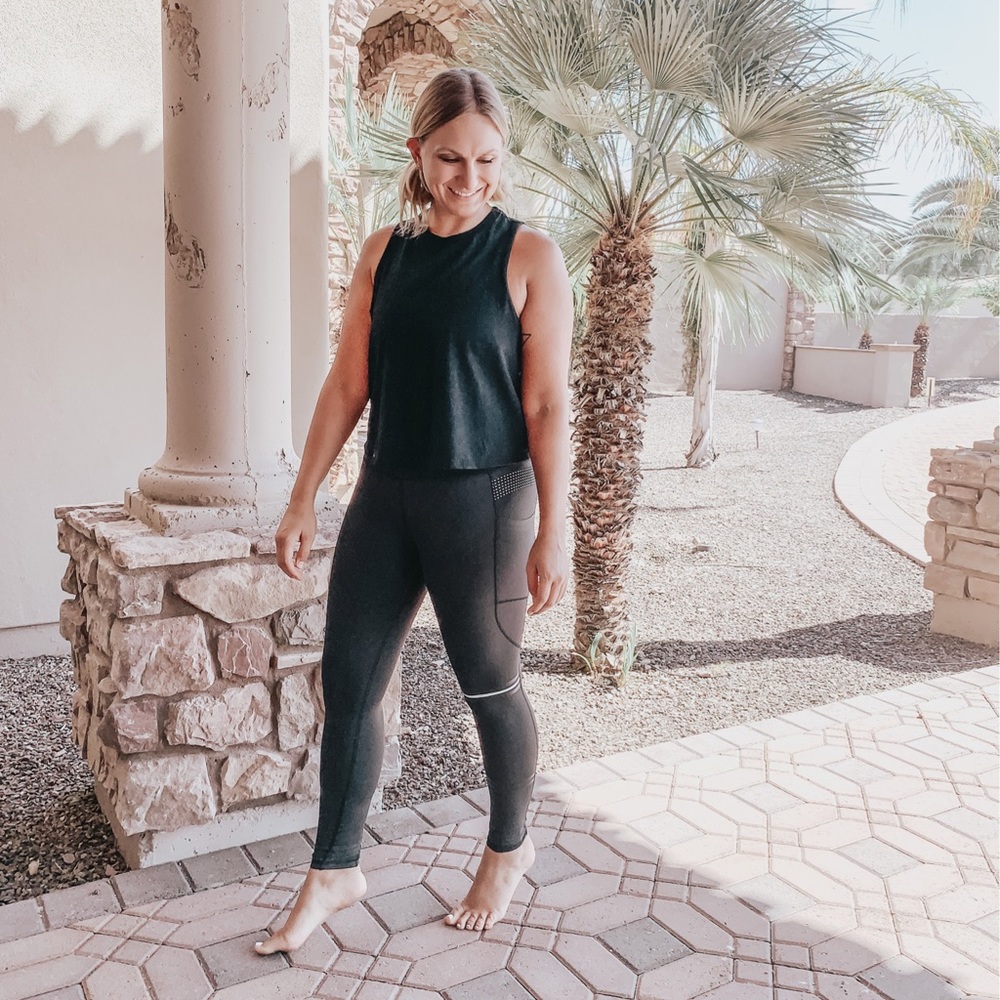 Lily bod black leggings